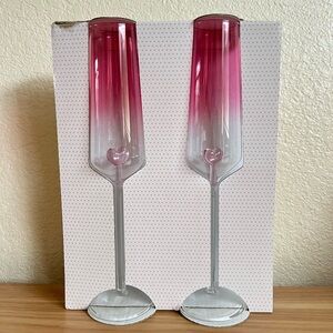 Valentine Cupcakes & Cashmere ombré Pink Heart Champagne Flutes, set of 2